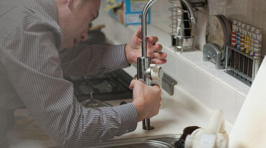 Local water heater installation in Sciota, IL